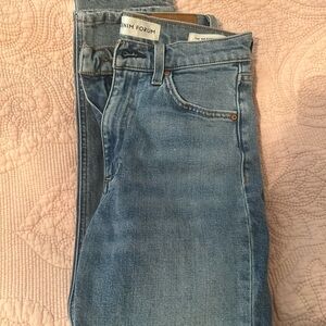 Aritzia denim forum Bardot high rise slim jean